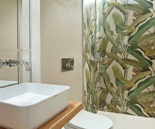 Hip, Cosmopolitan Gem In The Heart Of By Flat Mаnager *