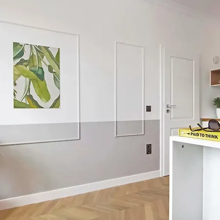 Apartment Bright 1bd Flat With Balcony In Center By Flat Mаnager