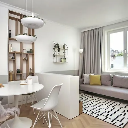 Apartmán Hip, Cosmopolitan Gem In The Heart Of By Flat Mаnager Sofie