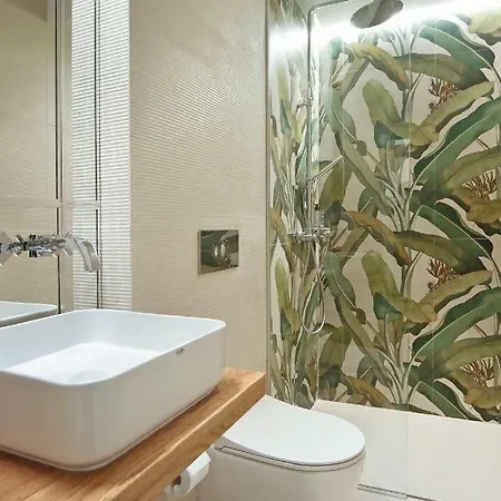 Hip, Cosmopolitan Gem In The Heart Of By Flat Mаnager *