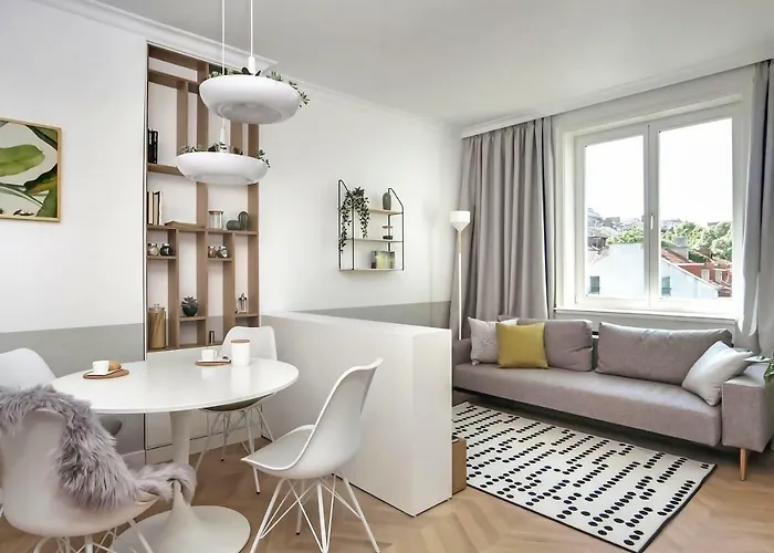 Appartamento Hip, Cosmopolitan Gem In The Heart Of By Flat Mаnager Sofia